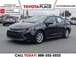 Certified 2022 Toyota Corolla LE image 1