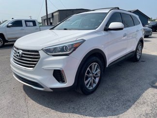 Used 2017 Hyundai Santa Fe SE image 1