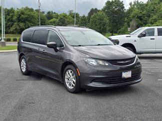 Used 2020 Chrysler Voyager Lxi image 1