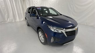 Used 2022 Chevrolet Equinox LT w/ Driver Convenience Package image 1