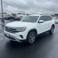 Used 2021 Volkswagen Atlas SE image 1