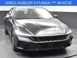 New 2025 Hyundai Elantra SEL image 1