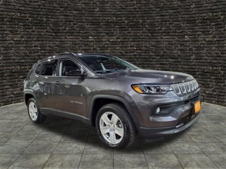 Certified 2022 Jeep Compass Latitude image 1