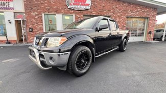 Used 2011 Nissan Frontier SV image 1