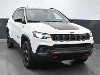 Used 2023 Jeep Compass Trailhawk image 1