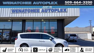 Used 2023 Chrysler Voyager LX image 1