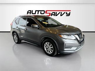 Used 2020 Nissan Rogue SV image 1