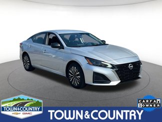 Used 2024 Nissan Altima 2.5 SV image 1