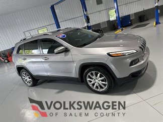 Used 2018 Jeep Cherokee Limited image 1