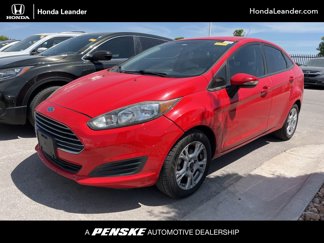 Used 2015 Ford Fiesta SE image 1