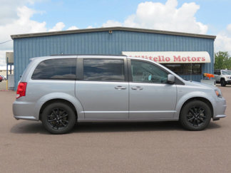 Used 2019 Dodge Grand Caravan SXT image 1