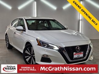 Certified 2022 Nissan Altima 2.5 SV w/ SV Premium Package image 1