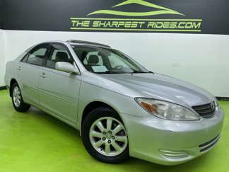 Used 2002 Toyota Camry XLE image 1