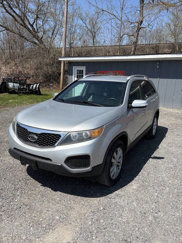 Used 2011 Kia Sorento LX image 1