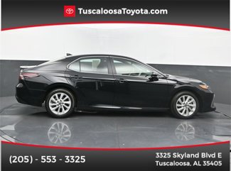Used 2023 Toyota Camry LE image 1