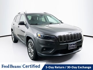 Used 2019 Jeep Cherokee Latitude Plus w/ Cold Weather Group image 1