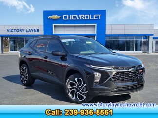 Certified 2025 Chevrolet Trax RS w/ Driver Confidence Package image 1