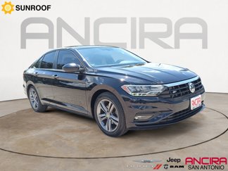 Used 2020 Volkswagen Jetta R-Line image 1