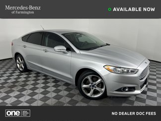 Used 2016 Ford Fusion SE w/ Equipment Group 201A image 1