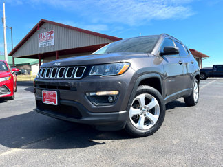 Used 2018 Jeep Compass Latitude image 1