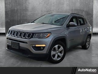 Used 2021 Jeep Compass Latitude image 1