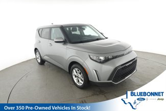Used 2023 Kia Soul LX w/ Option Group 015 image 1