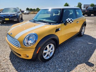 Used 2009 MINI Cooper Hardtop image 1