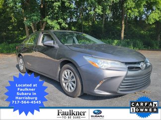 Used 2015 Toyota Camry LE image 1
