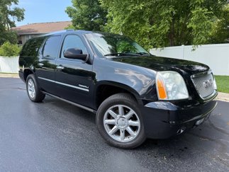 Used 2011 GMC Yukon XL Denali image 1