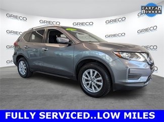 Used 2020 Nissan Rogue SV image 1