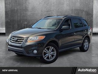Used 2011 Hyundai Santa Fe SE image 1