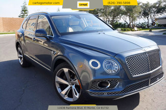 Used 2017 Bentley Bentayga image 1