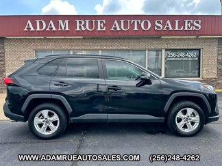 Used 2020 Toyota RAV4 XLE image 1