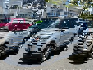 Used 2019 Ford Explorer XLT image 1