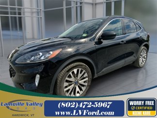 Used 2022 Ford Escape Titanium image 1