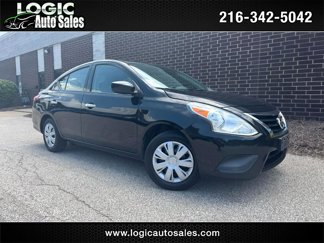 Used 2019 Nissan Versa SV image 1