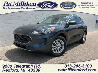 Certified 2022 Ford Escape SE w/ Convenience Package image 1