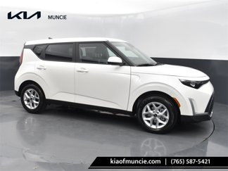New 2025 Kia Soul LX image 1