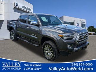 Used 2023 Toyota Tacoma Limited image 1