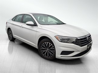 Used 2019 Volkswagen Jetta SE image 1