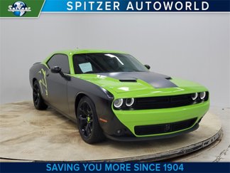 Used 2015 Dodge Challenger R/T Plus image 1