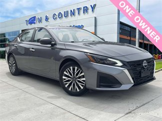 Used 2024 Nissan Altima 2.5 SV image 1