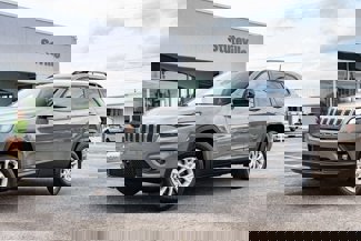 Used 2022 Jeep Cherokee Latitude Lux image 1