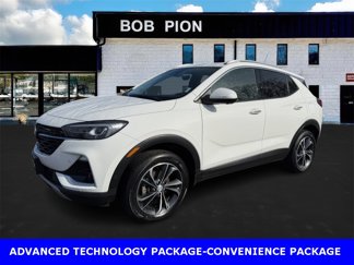 Used 2022 Buick Encore GX Essence w/ Advanced Technology Package image 1