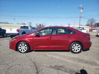 Used 2022 Toyota Corolla LE image 1