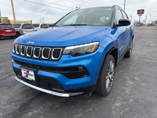 Used 2023 Jeep Compass Limited w/ Elite Group image 1