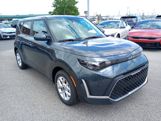New 2025 Kia Soul LX image 1