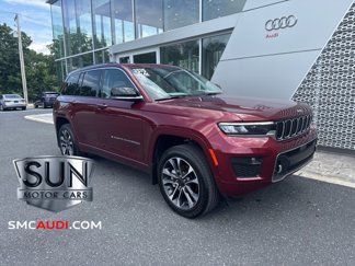 Used 2022 Jeep Grand Cherokee Overland w/ MOPAR Finishing Package image 1