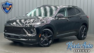 Used 2025 Buick Envision Sport Touring image 1