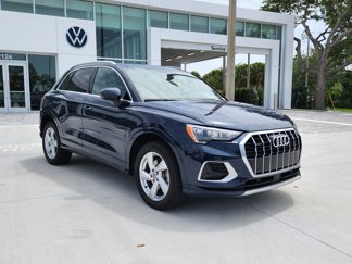 Used 2020 Audi Q3 2.0T Premium image 1